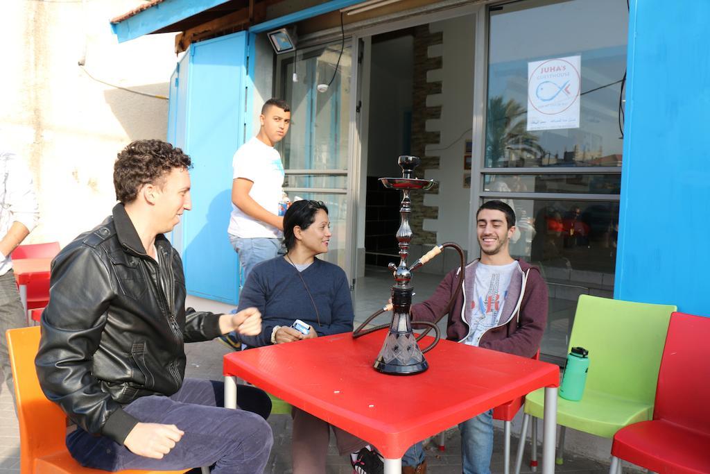 Juha'S Guesthouse - Zarqa Bay Jisr ez Zarqa Esterno foto