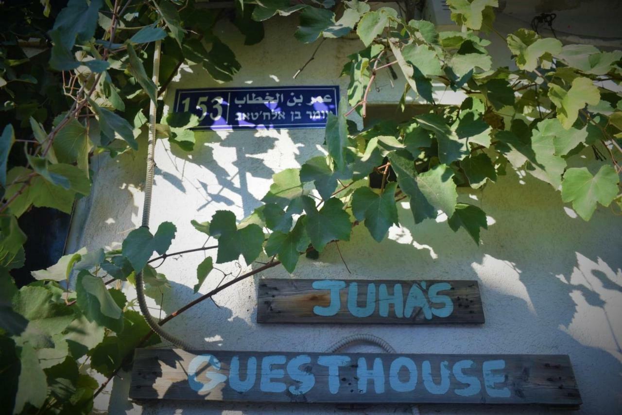 Juha'S Guesthouse - Zarqa Bay Jisr ez Zarqa Esterno foto